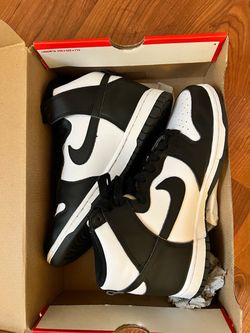 Nike ducks