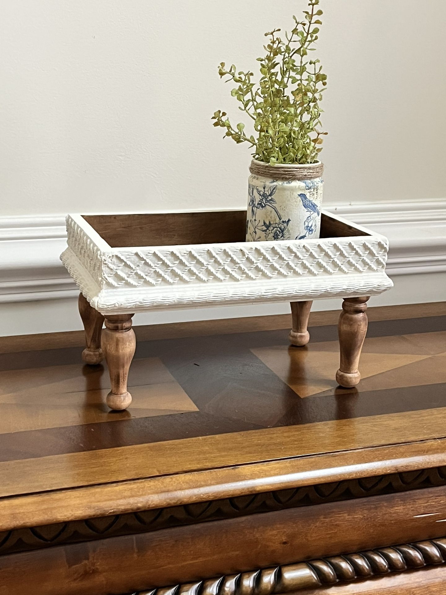 Decorative Table Riser