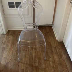 Antique Princess Chair 