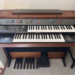 Yamaha Electone Organ Keyboard