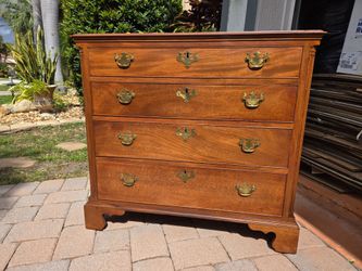 Dresser / Kittinger / Vintage