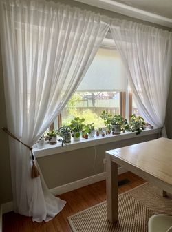 Sheer Curtains 