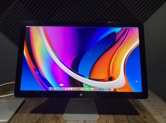 27 Inch Apple Thunderbolt Display 2k Resolution Clean Mint Condition LOOK
