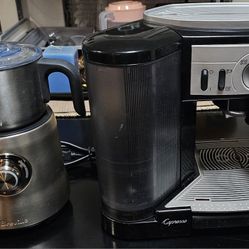 Capresso Expresso Maker Bundle 
