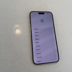 Unlocked iPhone 15 Pro Max 256 gb 