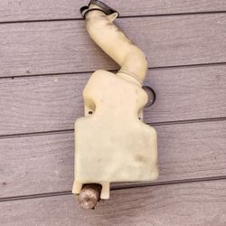 C3 Corvette Wiper Fluid Reservoir