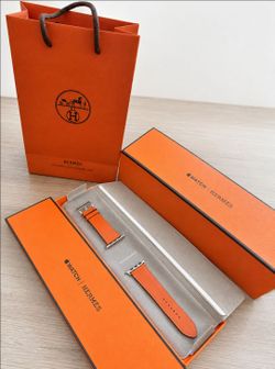 Genuine Apple Watch Hermès Orange Leather Single Tour Band 45mm – Open Box