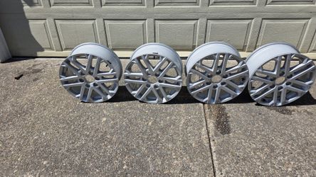 Toyota Tundra 18" OEM Wheel Rims with TPS Sensors