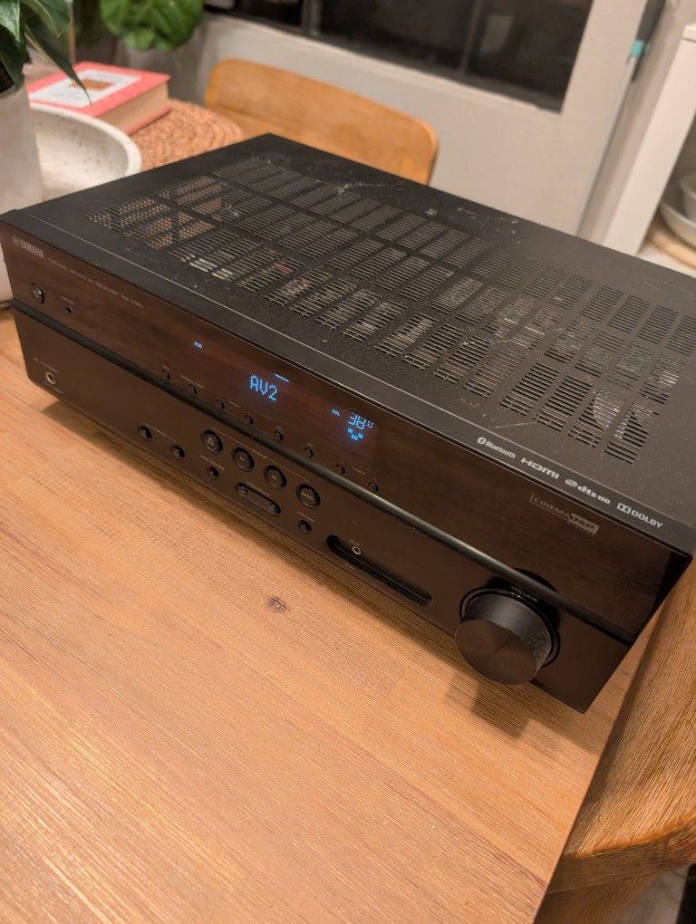 Yamaha RX-V381 5.1 AV Receiver 