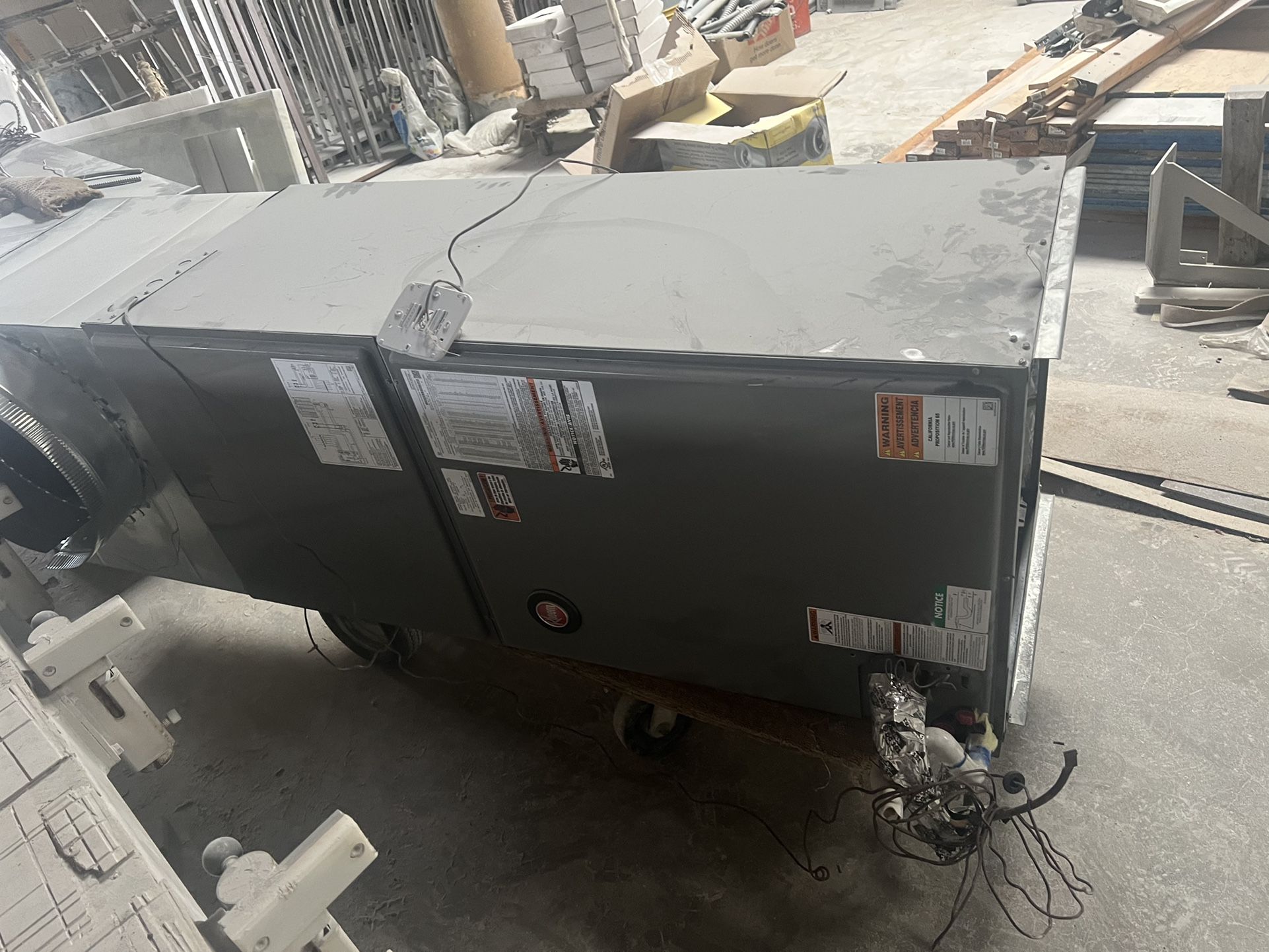3 Ton Rheen Ac Used Like New