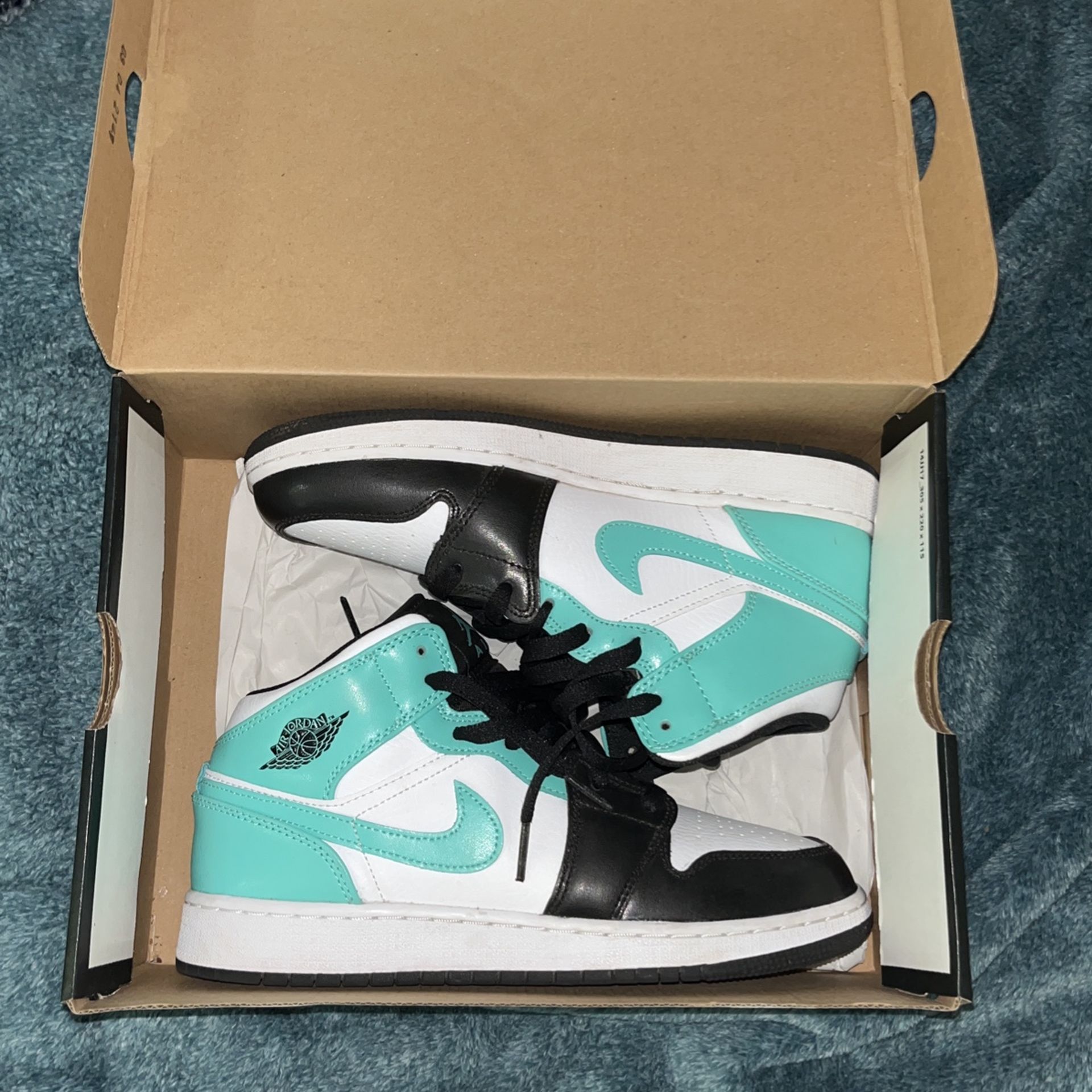 Air Jordan 1