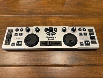 Numark dj2go DJ controller