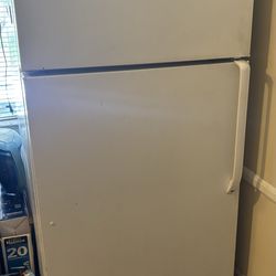 Refrigerator for sell