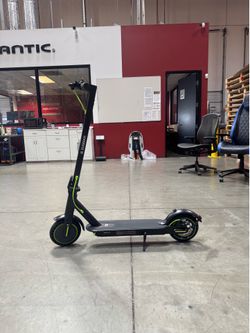 Electric scooter