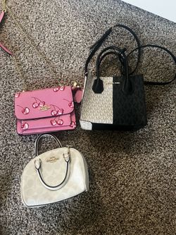 Coach,Michael kors,Levi’s,new balance