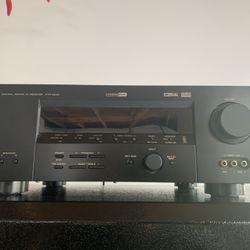 YAMAHA HTR-5840