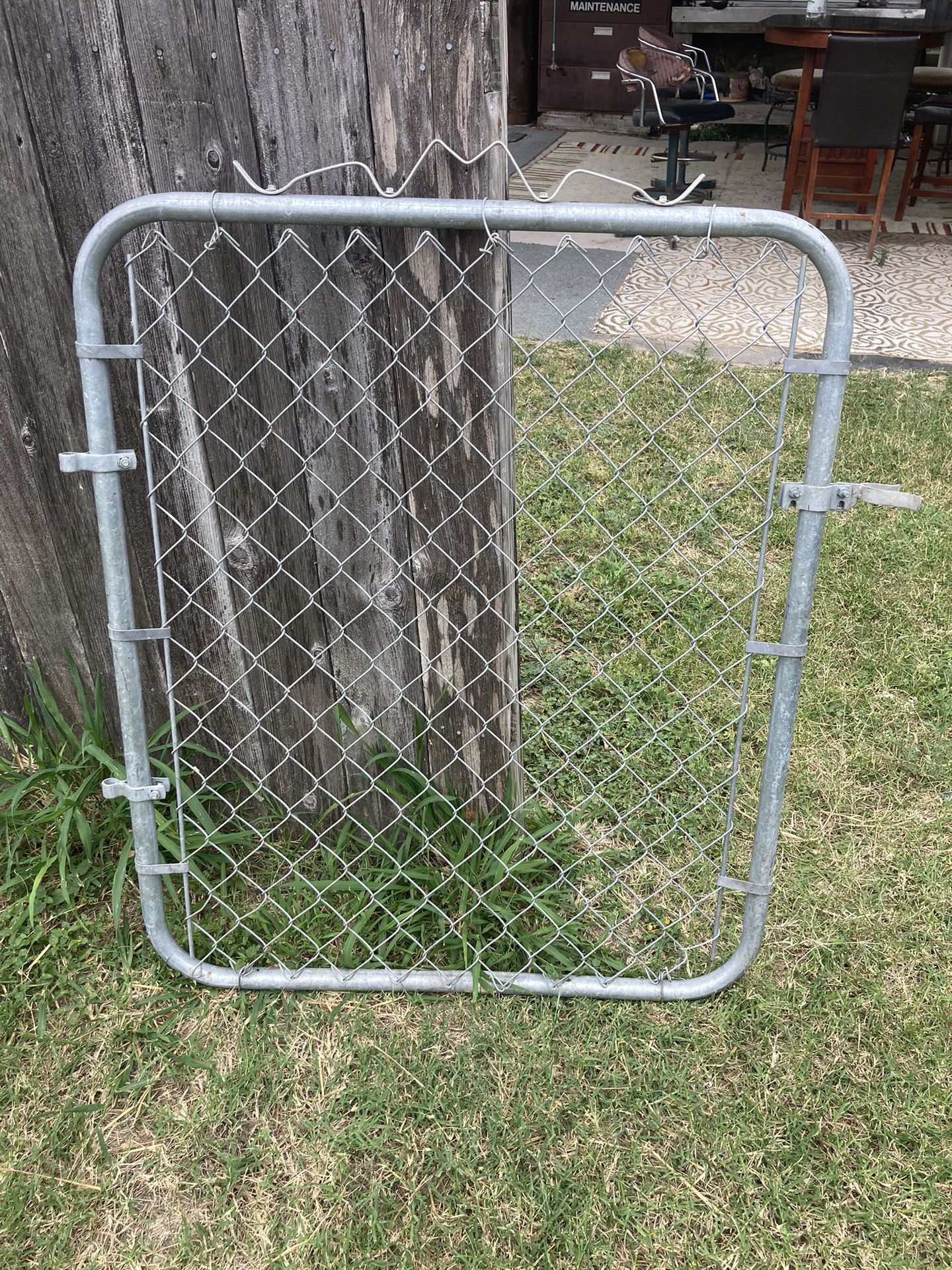 YARD GATE 3ft x 4ft, portón de yarda, semi-nueva, $100