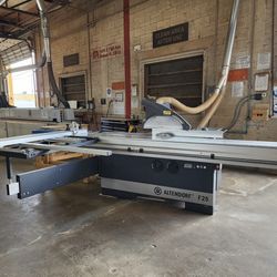Sliding Table Saw