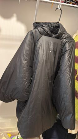Yeezy jacket size M oversized