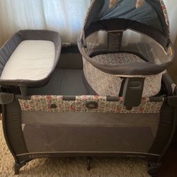 Graco Pack’ N Play Some Traveling LX Play yard with Changing Table, Infant Bassinet
