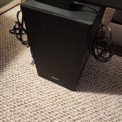 Samsung Sound bar With Subwoofer ( Like New Condition ) Dolby Audio 