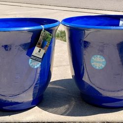 Pair Of 22 " Flower Pots-Indoor Or Outside 