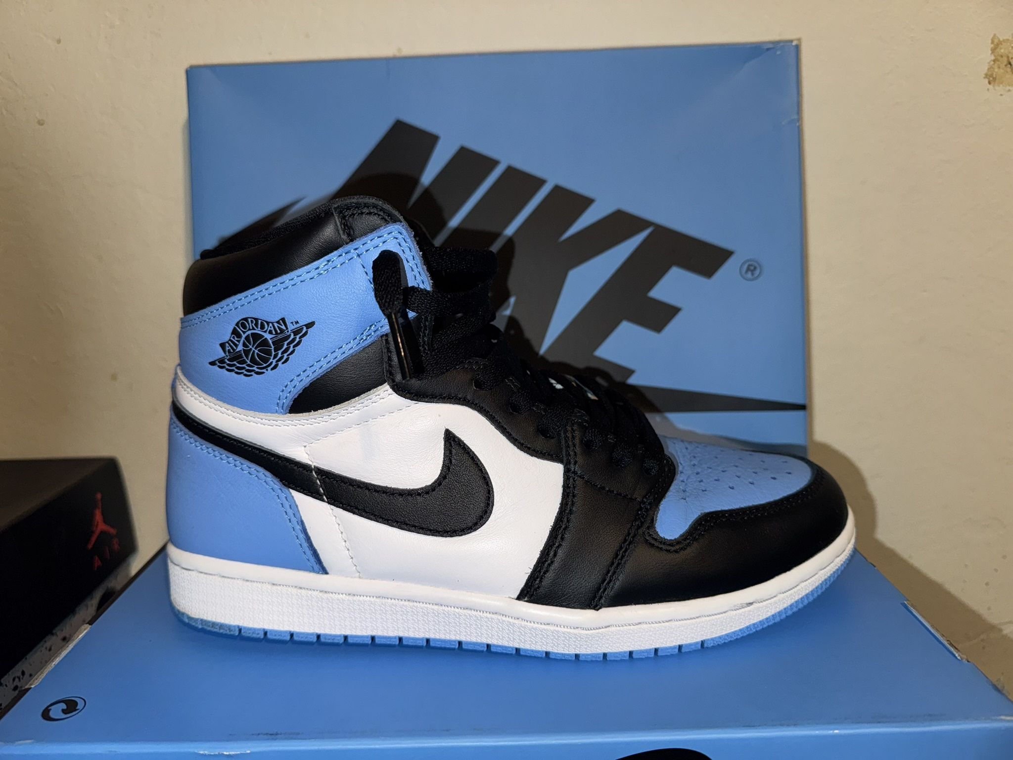 Jordan 1 University Blue