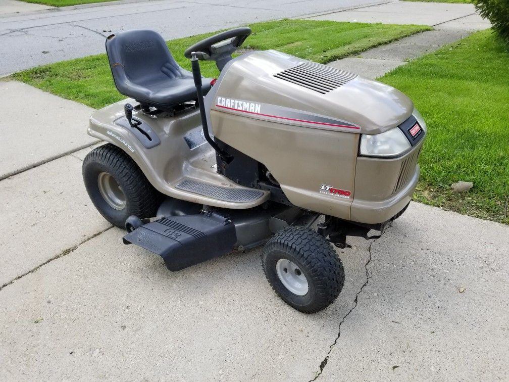 Craftsman LT1750 riding lawnmower For Parts for Sale in Streamwood, IL