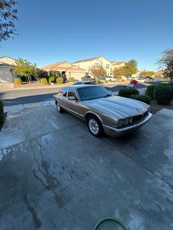 2002 jaguar xj8