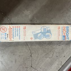 Under Cabinet Fluorescent Lights