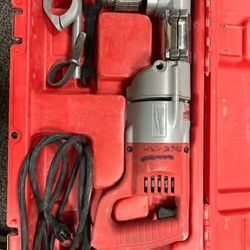 Milwaukee 1001-1 Right Angle Drill, 1/2 In, 355/750 RPM with Case