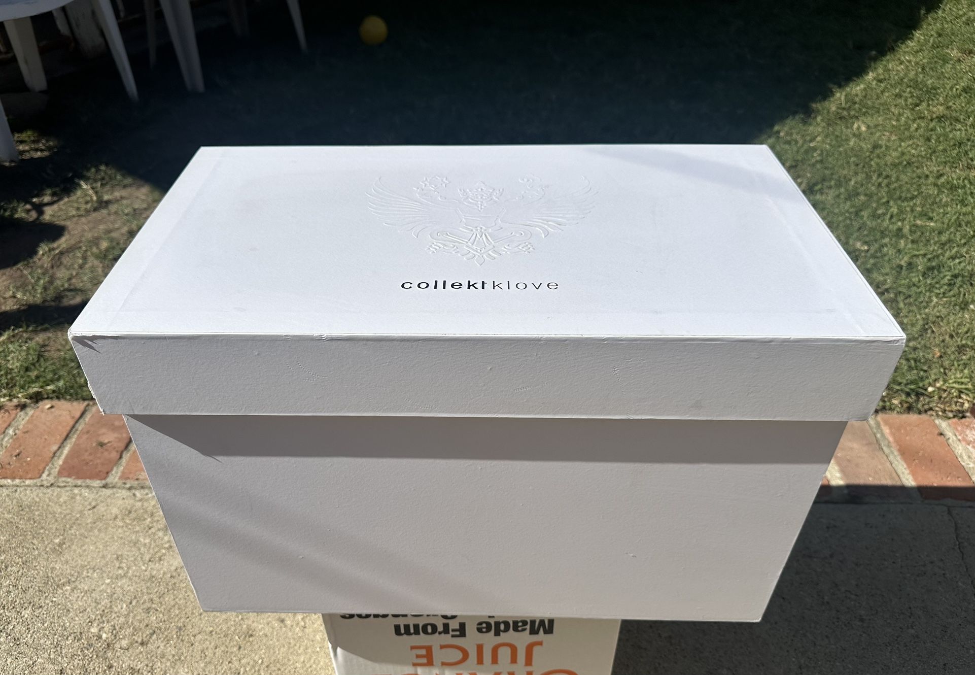 White Box - collektklove - Storage - Display - Parties - Gifts