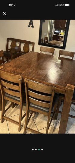 Dinning Set. 8 Chairs And Bench