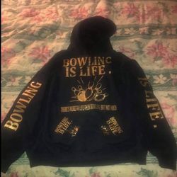 Men’s XL Bowling Hoodie