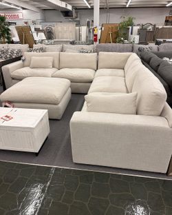 Elyza Cloud Sectional Couch Set Fast Delivery Only $39 down payment 👉 Please ask Jon Green for a discount when you arrive!