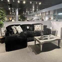 Black 2PC Chaise Sectional Couch