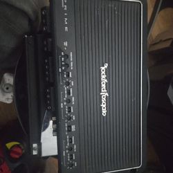 Rockford Fosgate R600X5