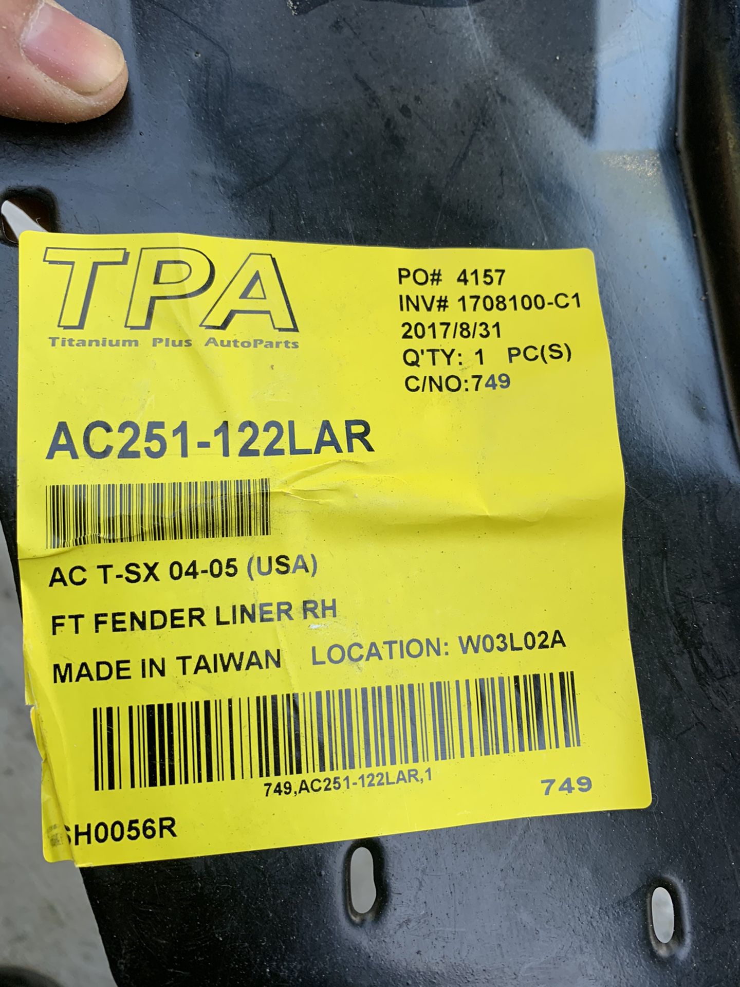 04-05 Acura TSX fender liner