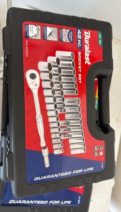 Duralast Tool Box 42 piece 1/2 Dr set