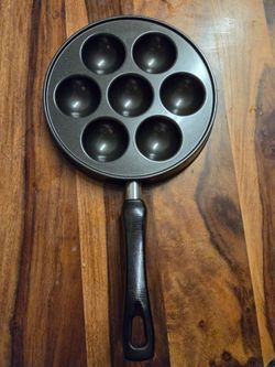 Nordic Ware Pancake Pan - LIKE NEW