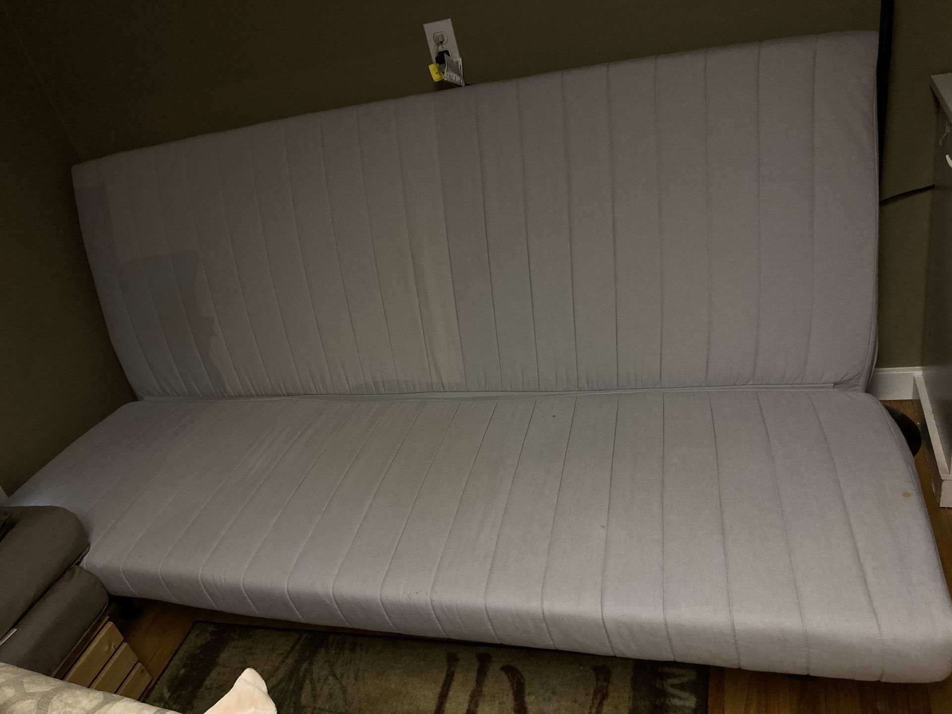 Full-size Futon