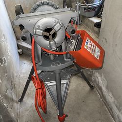 Ridgid 15682 Model 300 Power Drive Complete Threading Machine