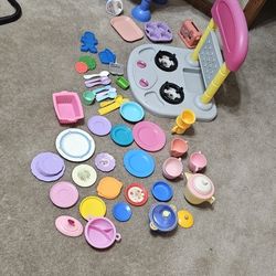 Children's Play Kitchen Set