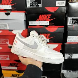 Nike Air Force 1 Low Double Swoosh White Picante size 11 USED (Needs Cleaning)