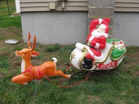 Vintage Early 70’s Santa Sleigh And Friends
