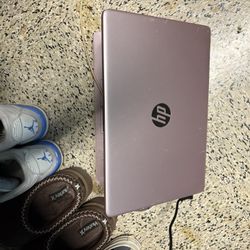 Laptop 