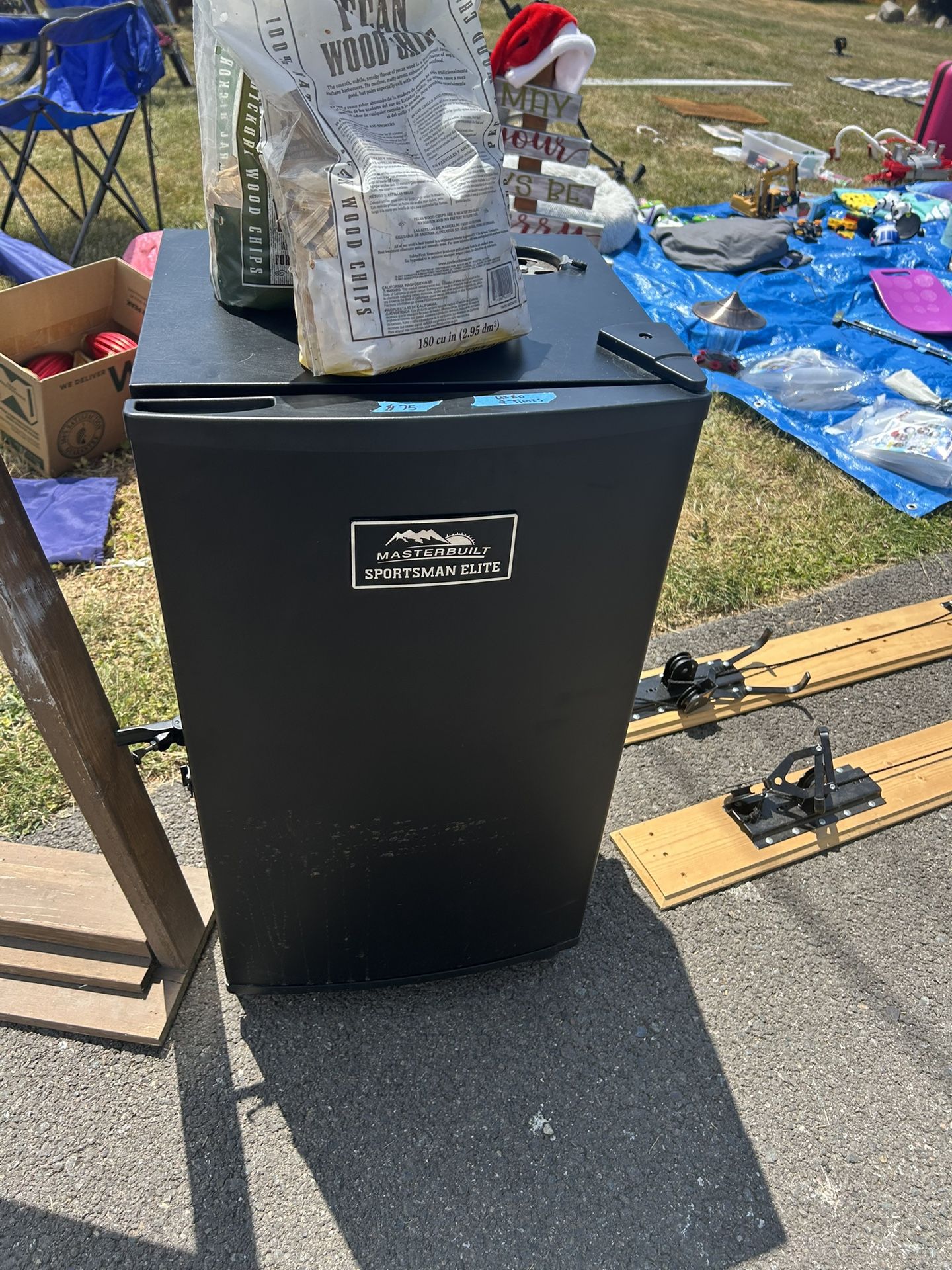 Masterbuilt Electric Smoker
