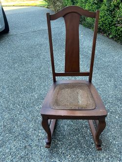 Antique oak rocking chair