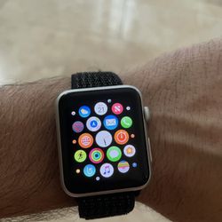 Apple Watch 42MM Series 1 