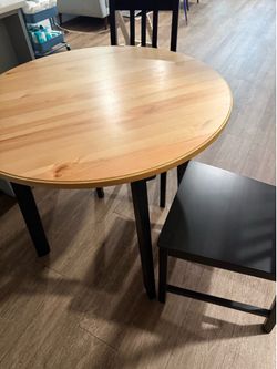 Dining Table Set with 2 Chairs